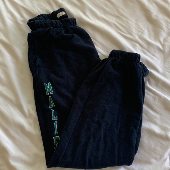 Brandy Melville Pants & Jumpsuits Brandy Melville Malibu Navy Sweatpants Poshmark
